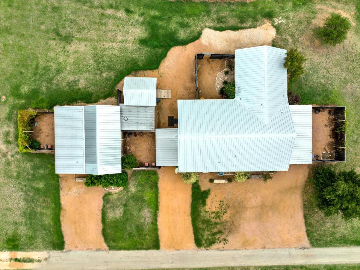 Romantic Oasis With Hot Tub Near Fred And Wineries! Fredericksburg Exteriér fotografie